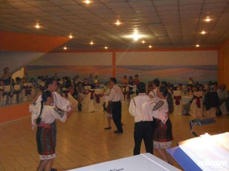 Dansuri populare