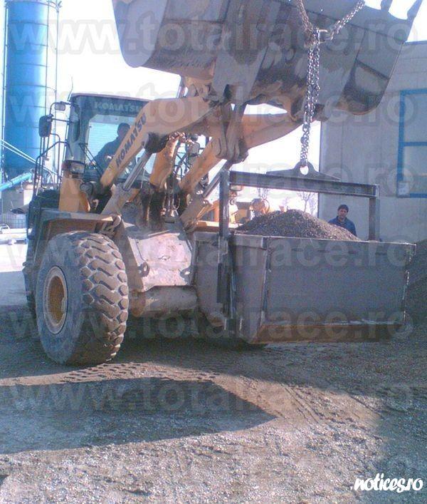 Total Race comercializeaza din stoc Bucuresti haba pentru macara metalica, bena macara cu autodescarcare, haba basculabila, habe pentru macarale cu diferite dimensiuni, bene cu autodescarcare, capacitate de incarcare de la 200 litri pana la 8000 litri, be
