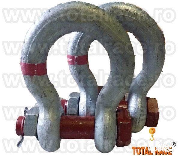 Total Race comercializeaza : chei tachelaj capacitati intre 21 Tone si 400 Tone,  chei de tachelaj model G 2140 tip omega marca Crosby, cheie tachelaj cu bolt, piulita si stift de blocare . Cheile de tachelaj sunt in conformitate cu: EN 13889:2003 si inde