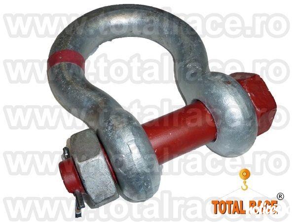 Total Race comercializeaza : chei de tachelaj model G 2140 tip omega marca Crosby, cheie tachelaj cu bolt, piulita si stift de blocare , chei tachelaj capacitati intre 21 Tone si 400 Tone . Cheile de tachelaj sunt in conformitate cu: EN 13889:2003 si inde