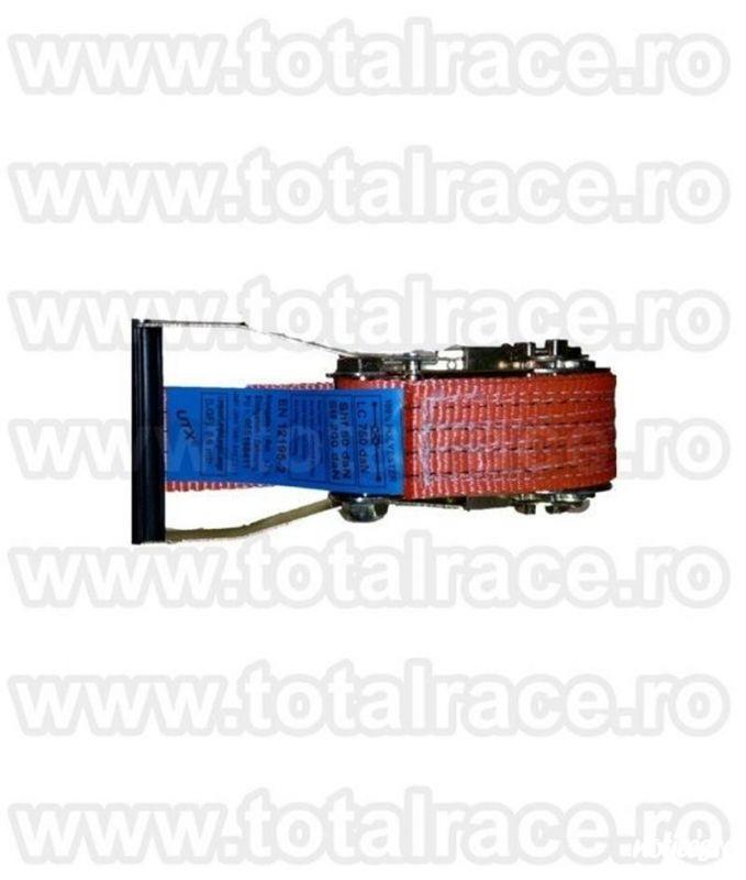 Total Race comercializeaza din stoc chingi ancorare marfa capacitate 5 tone lungime 12 metri, chinga ancorare marfa cu latime de banda 50 mm , chingi ancorat sarcini cu carlige ancorare tip gheara dublu , Lc 2500 daN drept si Lc 5000 daN peste incarcatura