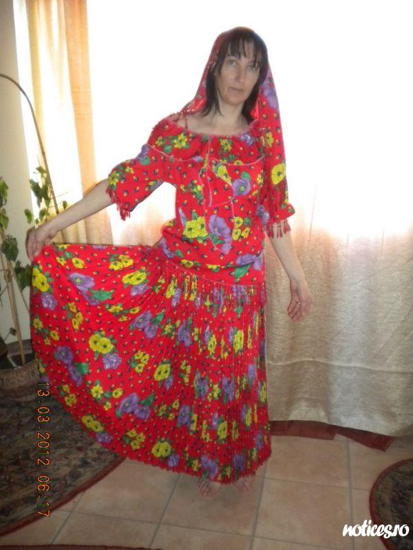 Costum traditional tiganesc, Sibiu