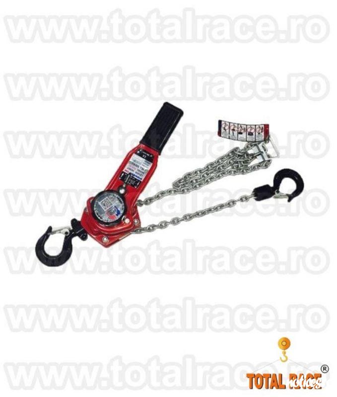 Total Race comercializeaza din stoc: palan manual cu actionare prin brat pentru tensionare, amarare sarcini, palane manuale lant capacitati 250 Kg – 6000 Kg, macara cu levier 250 Kg, palane manuale cu levier 500 Kg, palan profesional 1,5 tone, palane me