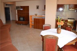 Rent a 2 room apartment price 299 Mamaia