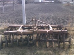 Vand si aduc la comanda utilaje agricole, piese de schimb