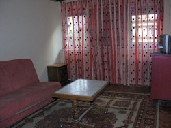 3 camere Obor