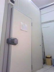 AFACERE LA CHEIE in distributie patiserie