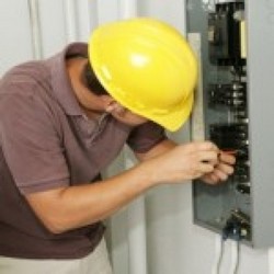 CONSTRUCTII PLECARI URGENTE