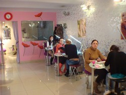 Caut partener salon de infrumusetare Cluj Napoca