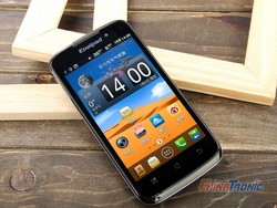 Coolpad 7728 dual sim activ 3g GPS wifi apel in asteptare