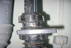 Desfundari coloane apa cu sarpe electric