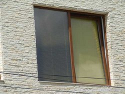 Executam manopera de montaj - placare pentru piatra 