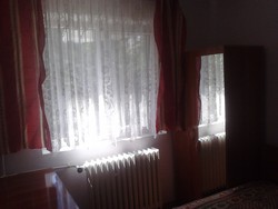Inchiriere apartament 2 camere decomandate   in regim hotelier 100 Ron
