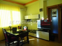 Inchiriere apartament 3 camere Lascar Catargiu pret 500 euro negociabi
