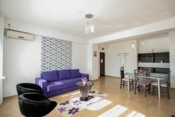 Inchiriez termen lung apartament 2 camere Mamaia