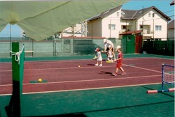 Instructor Tenis de Camp / Sparing partener/ Racordari Rachete