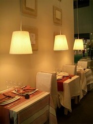 Livram fete de masa Restaurant in Bucuresti