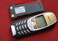 Nokia 6310i - doar 4 in stoc