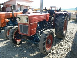 Tractor Universal 600