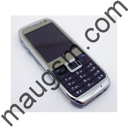 VAND TELEFON CU 3 CARTELE SIM SI RECEPTOR TV, NOKIA E71I