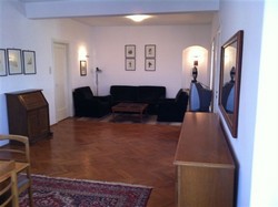 Vand apartament 3 camere in zona Bd Dacia