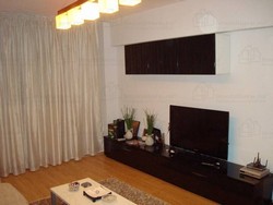 Vand apartament 4 camere, Mosilor