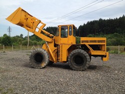 Vand incarcator frontal Stalowa Wola L34