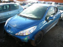 Dezmembrez peugeot 207 din 2006