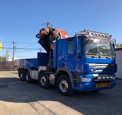 Inchiriez autocamion cu Macara ,  .