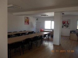 VREI SA LUCREZI CA INGRIJITOR BATRANI?
