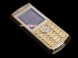 Telefon dualsim GUCCI mini gold cu diamante